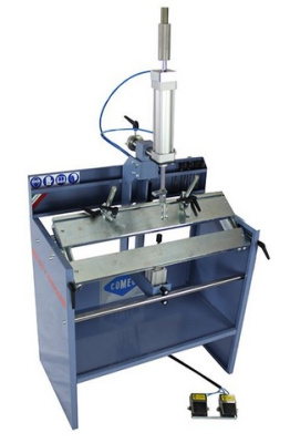 Cтенд для снятия клапанов головок блоков цилиндров (рассухариватель) Comec BST 860 Cтенд для снятия клапанов головок блоков цилиндров (рассухариватель) Comec BST 860